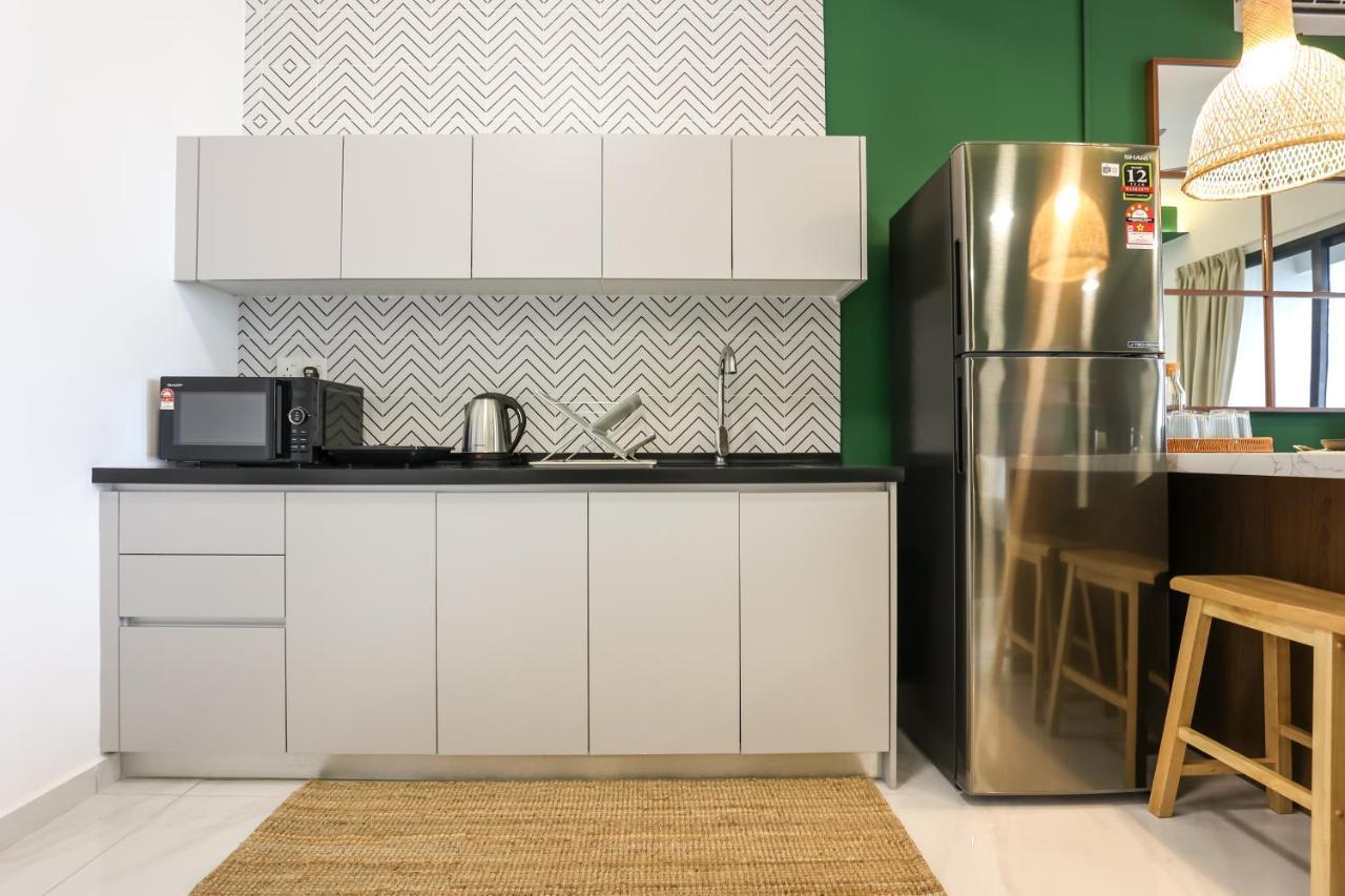 Peaceful Studio W Pool For 3 Pax - Seri Kembangan Exterior foto